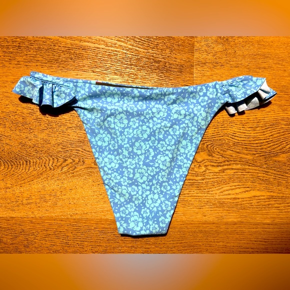 MAAJI eco friendly reversible floral extra cheeky bikini swim bottom NWT - Picture 6 of 6